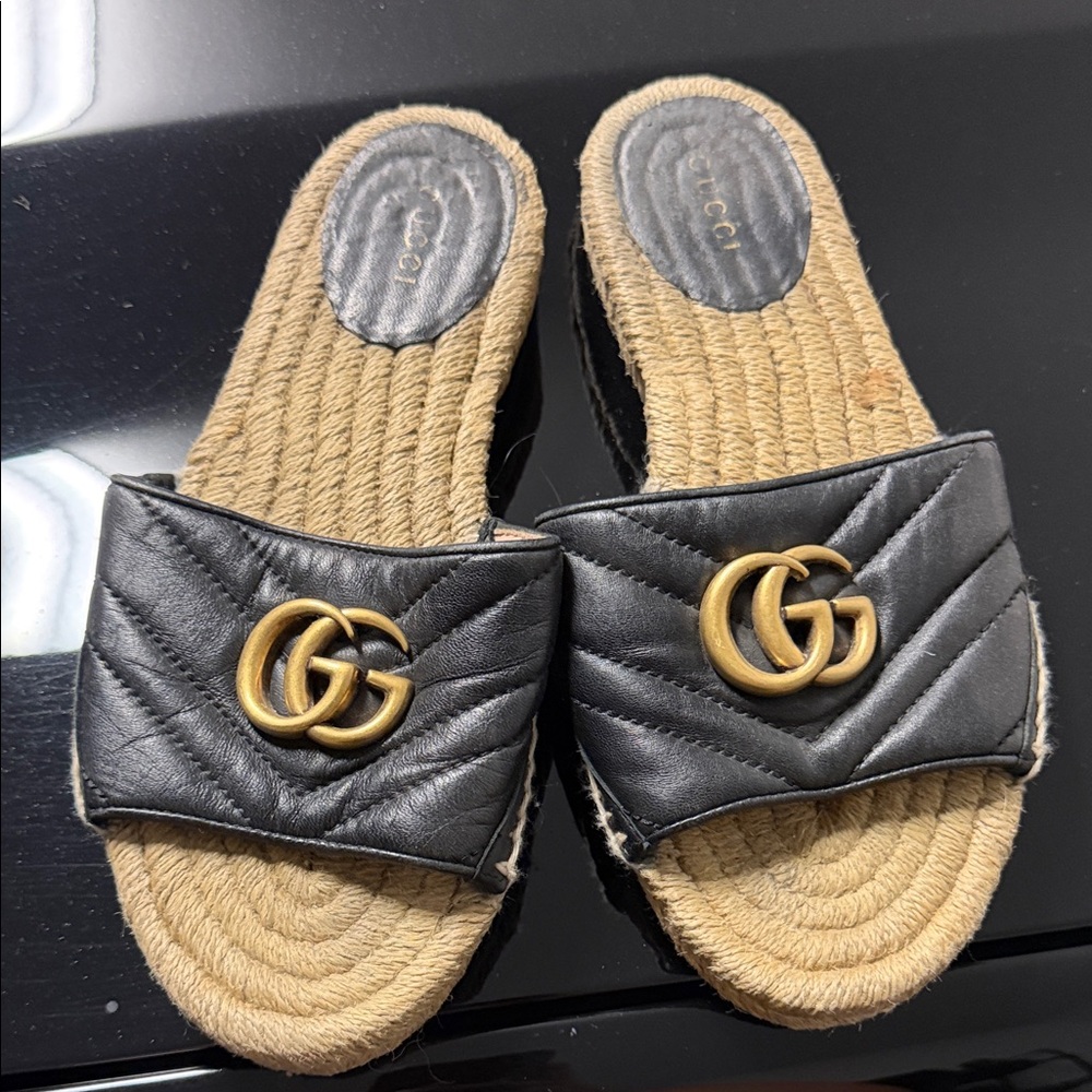 Gucci Black and Gold Espadrille Slides